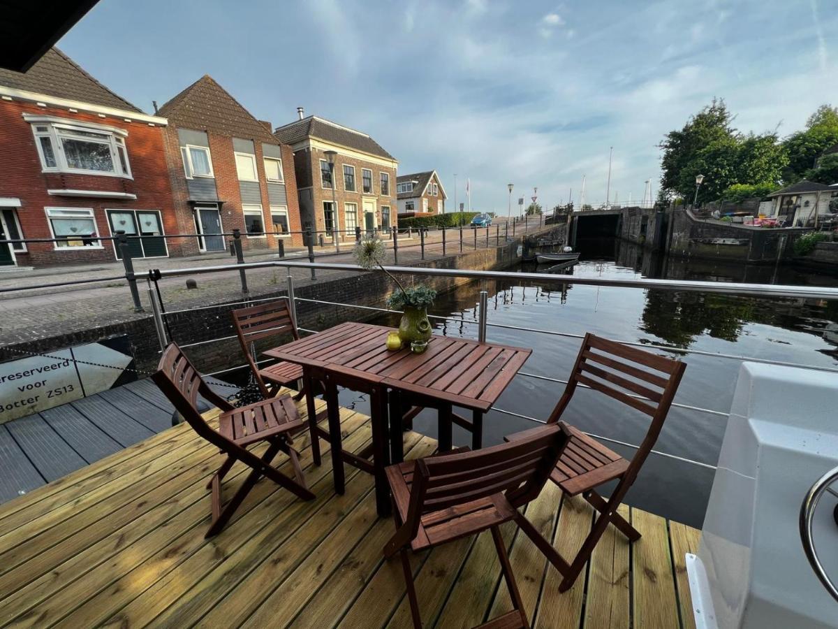New Houseboat 2 Bedrooms Zwartsluis Exterior foto
